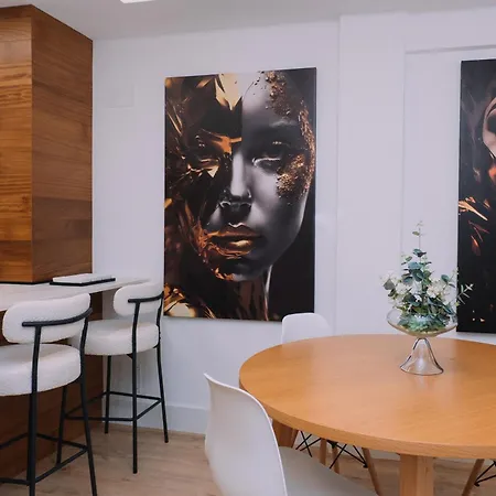 Elegancia Y Diseno En By