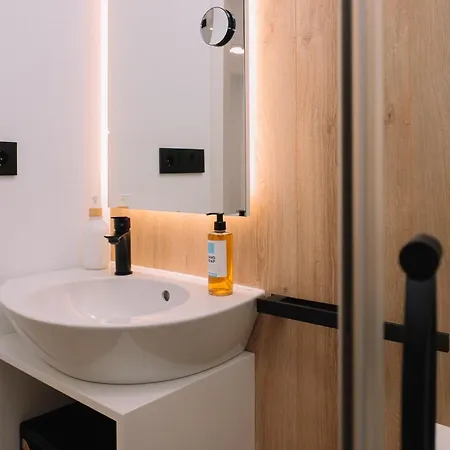 Elegancia Y Diseno En By Apartmán *