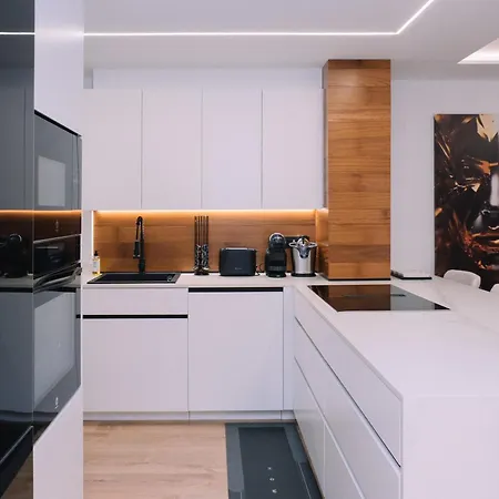 Elegancia Y Diseno En By