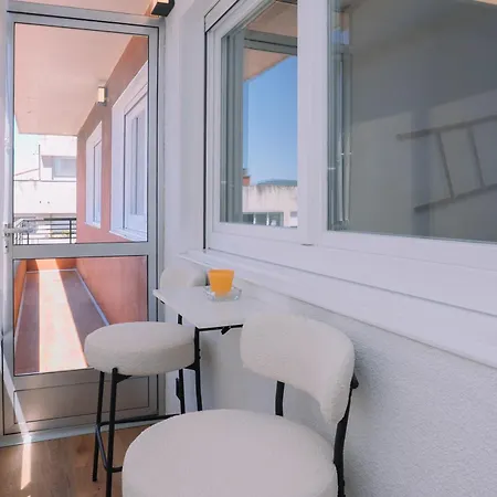 Elegancia Y Diseno En By * Vigo