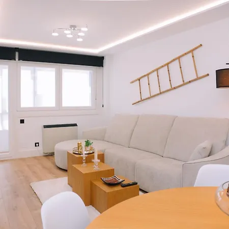 Elegancia Y Diseno En By Vigo