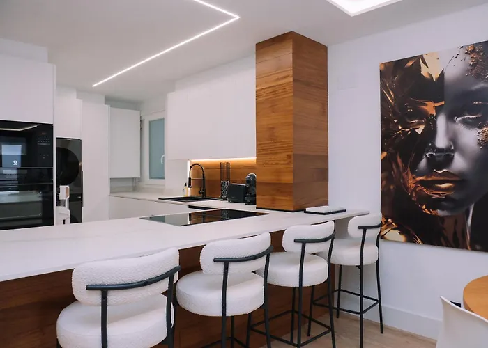 Elegancia Y Diseno En By * Βίγκο