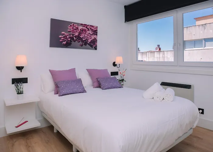 Elegancia Y Diseno En By * Βίγκο