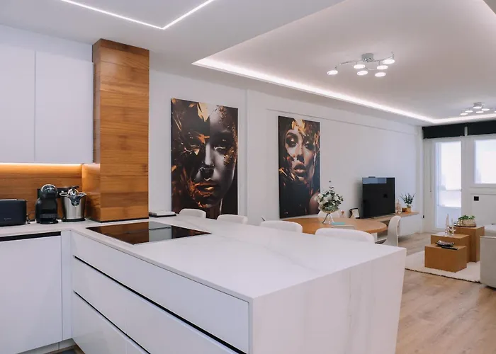 Elegancia Y Diseno En By Διαμέρισμα